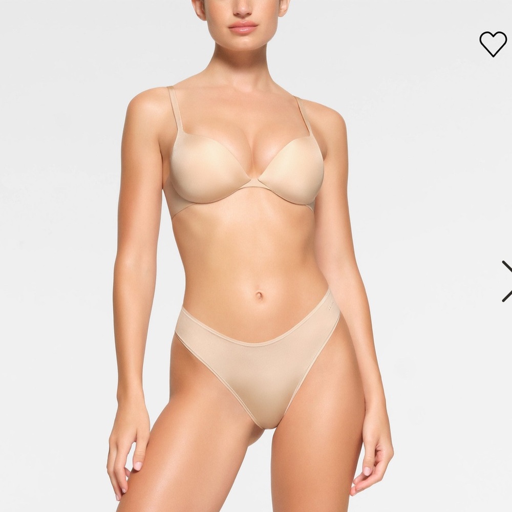 SKIMS ULTIMATE BRA TEARDROP PUSH-UP BRA SIZE 34A